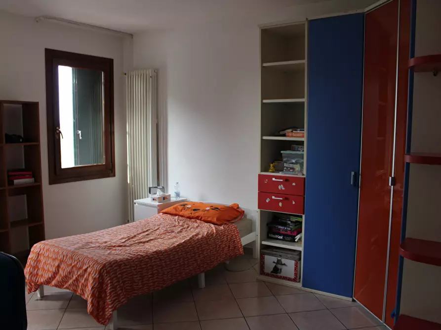 Immagine 8 di Casa bifamiliare in vendita  in Via Pastrengo a Rovigo