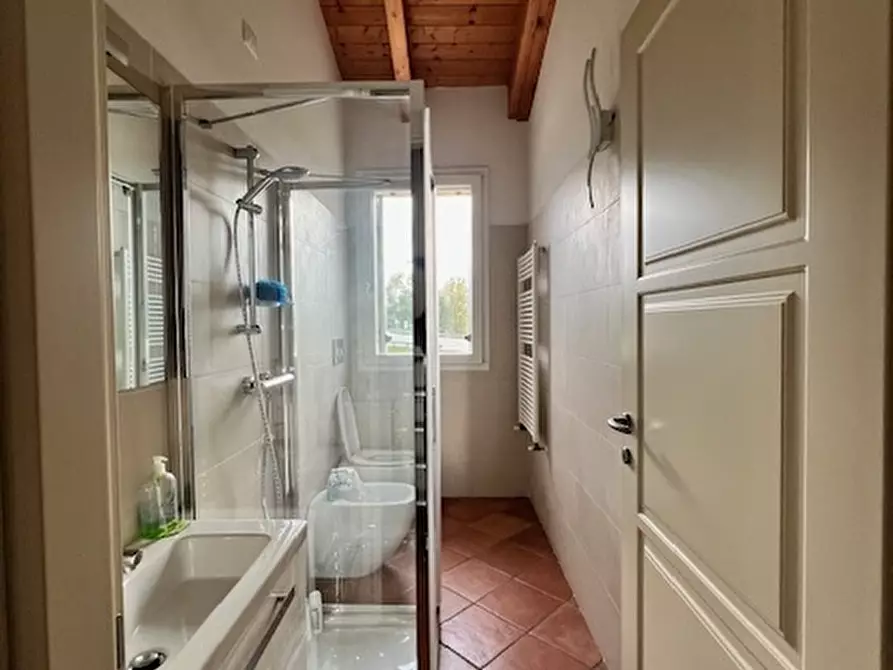 Immagine 12 di Villa in vendita  a Rovigo