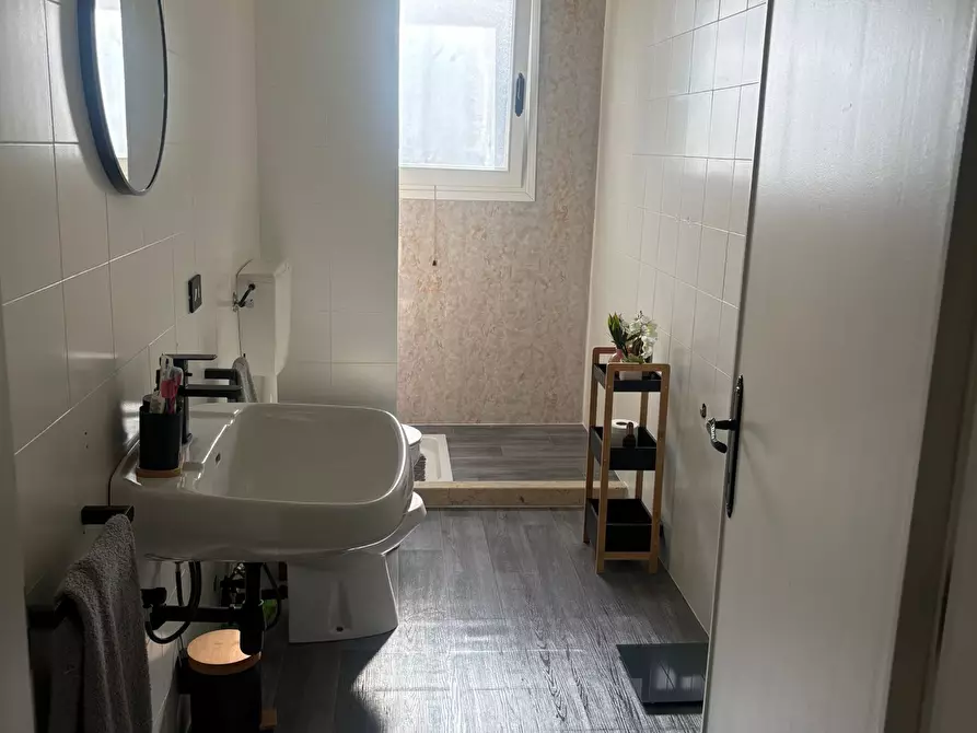Immagine 9 di Casa trifamiliare in vendita  a Adria