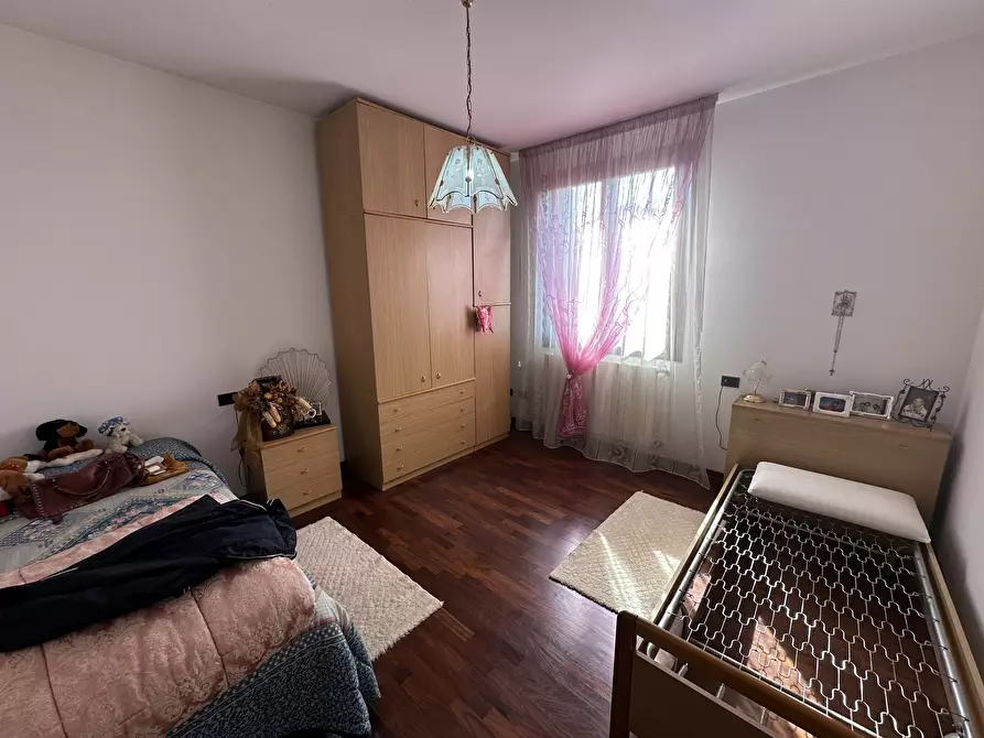 Immagine 17 di Villa in vendita  in Viale dei Mille a Rovigo