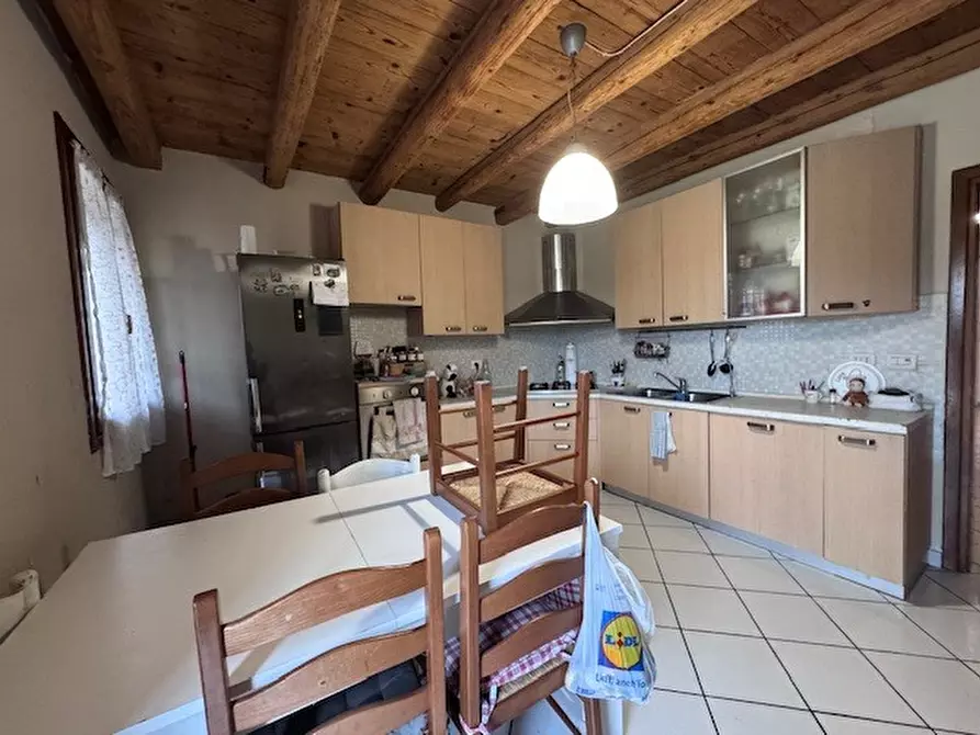 Immagine 2 di Porzione di casa in vendita  a Costa Di Rovigo
