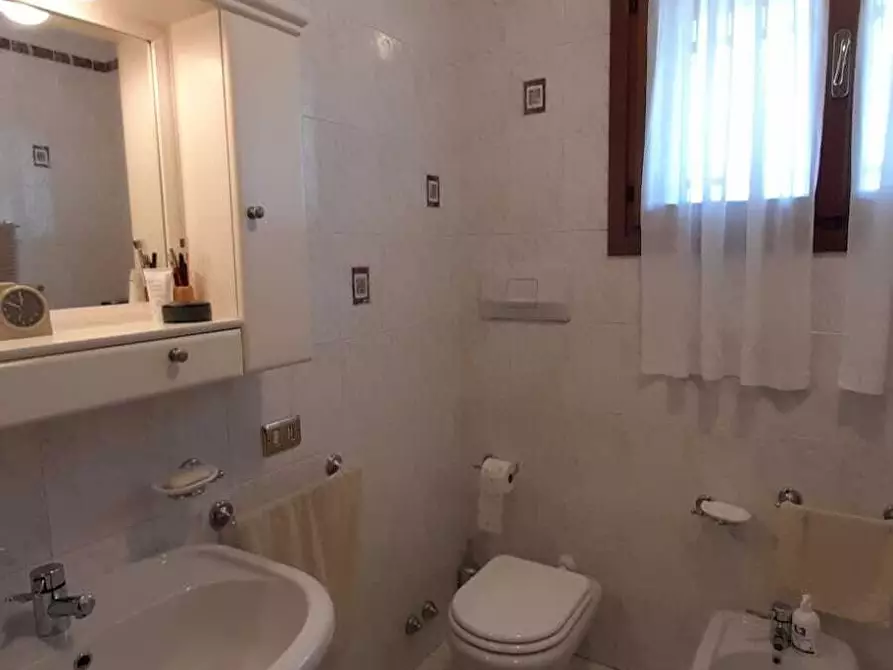 Immagine 12 di Villetta a schiera in vendita  a Villadose