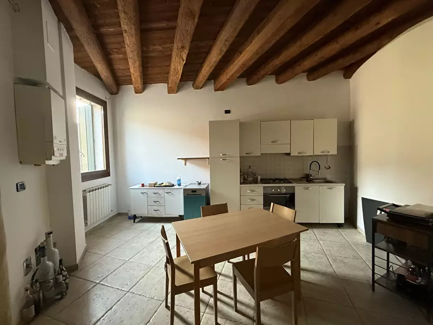 Immagine 3 di Bilocale in vendita  in Via Girolamo Savonarola 131 a Rovigo