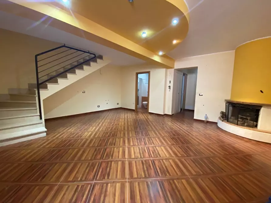 Immagine 22 di Villa in vendita  in Via Frisini 20 a Casamassima