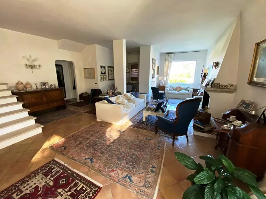 Immagine 12 di Villa in vendita  in Corso Alcide de Gasperi 376 a Bari