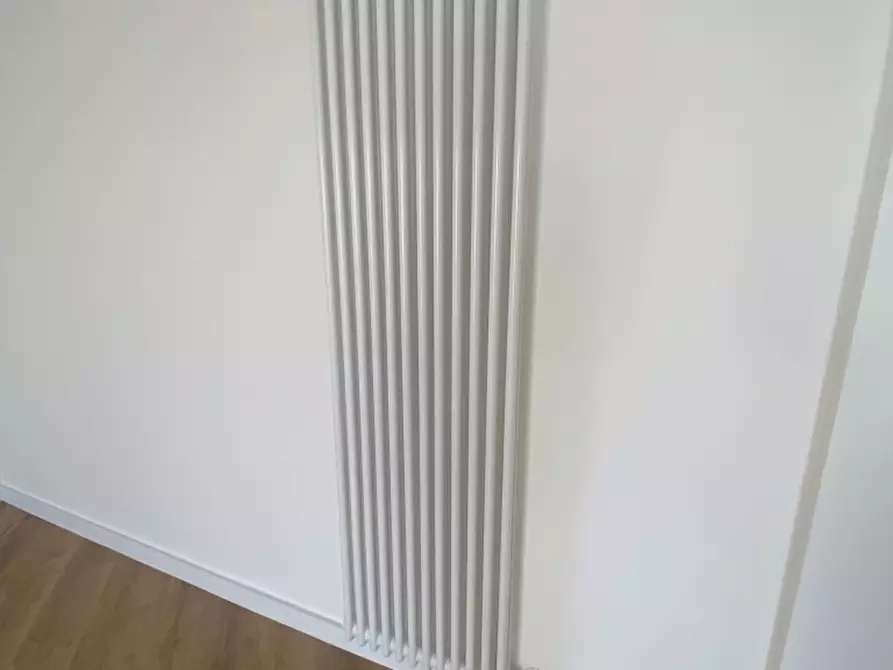 Immagine 11 di Trilocale in vendita  in Via Regina 57 a Casamassima
