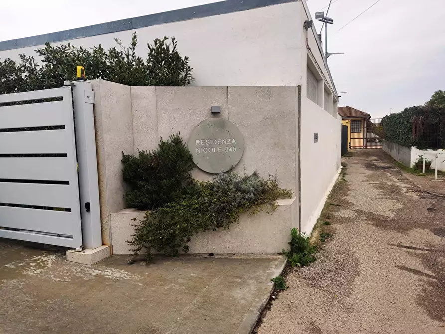 Immagine 4 di Bilocale in vendita  in Corso Alcide de Gasperi 340 a Bari