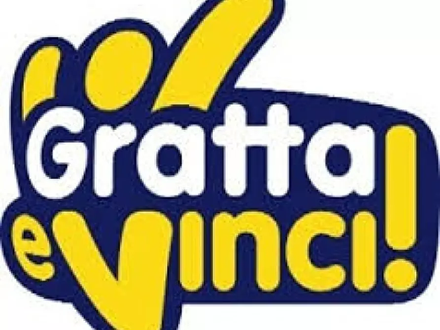 Immagine 3 di Tabaccheria in vendita  a Bologna