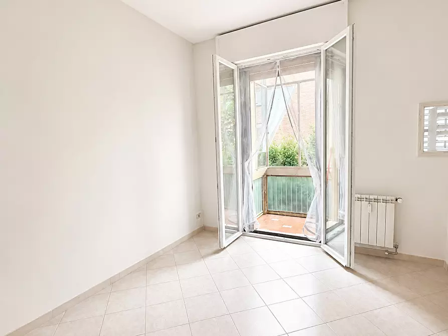 Immagine 3 di Appartamento in vendita  a Bologna