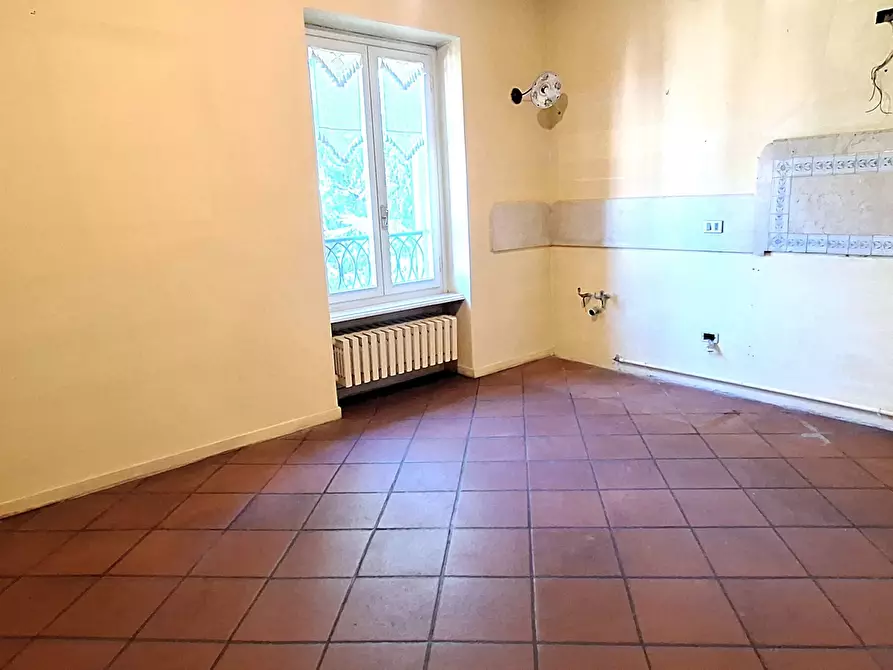 Immagine 10 di Quadrilocale in vendita  a Brescia