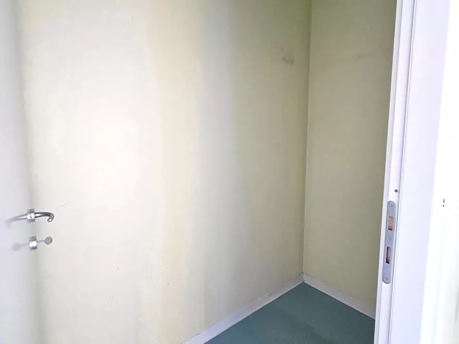 Immagine 20 di Ufficio in affitto  in Via Orzinuovi a Brescia