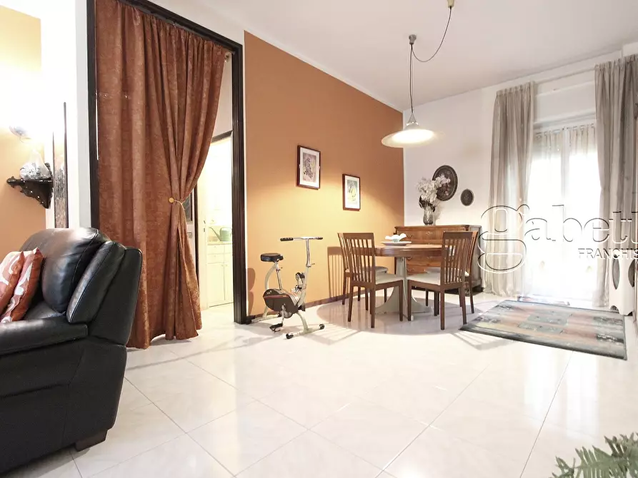 Immagine 11 di Pentalocale in vendita  in Via Cornaggia 20 a Rho