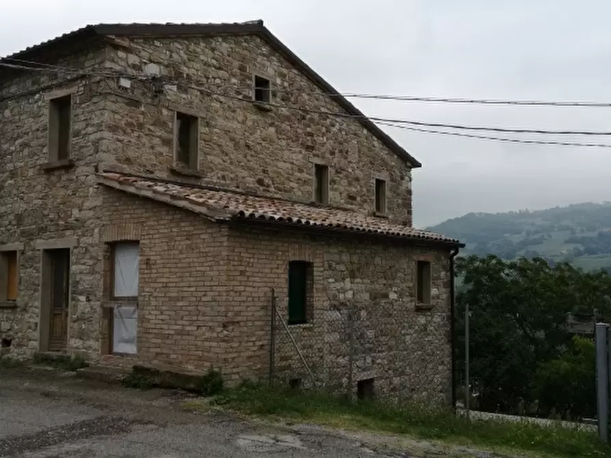 Immagine 2 di Casa semindipendente in vendita  in Località le Porte 7 a Novafeltria