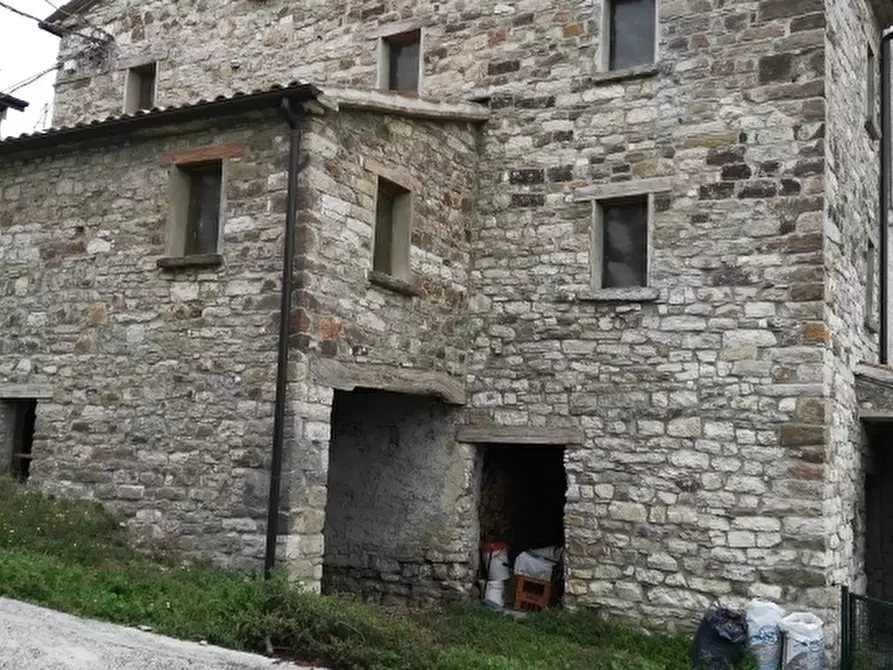 Immagine 4 di Casa semindipendente in vendita  in Località le Porte 7 a Novafeltria