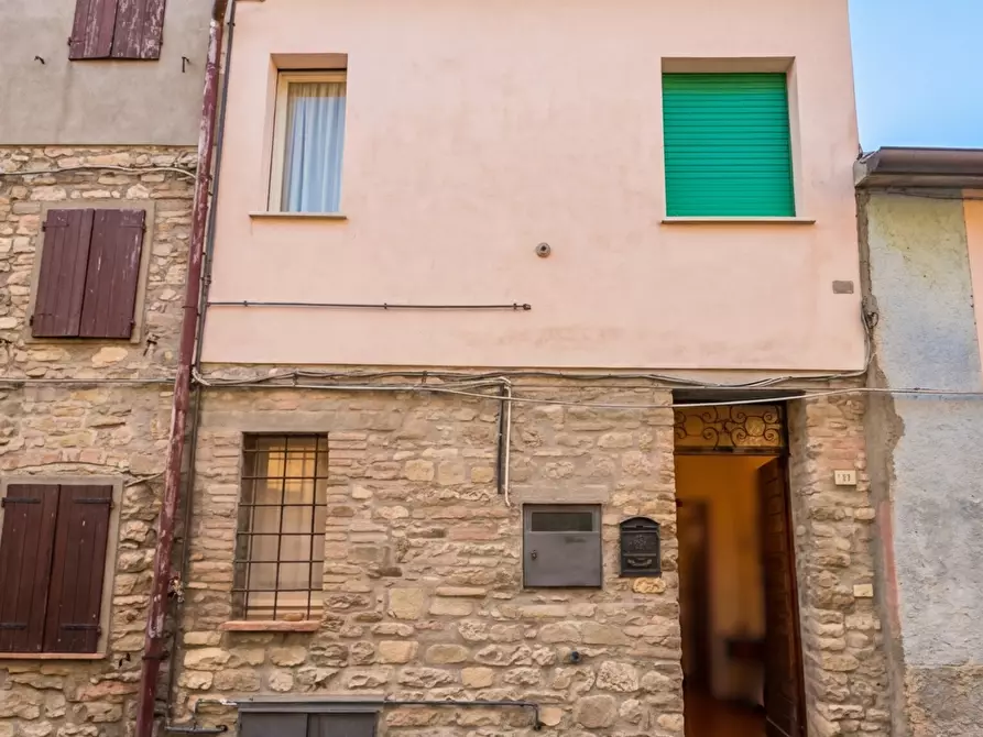 Immagine 1 di Terratetto in vendita  in Piazza Capelli 34 a Novafeltria