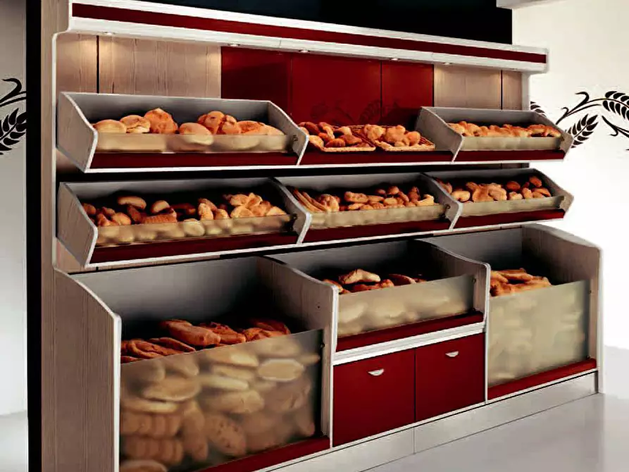 Immagine 13 di Attività commerciale in vendita  in Viale G. Puccini 82 a Lucca