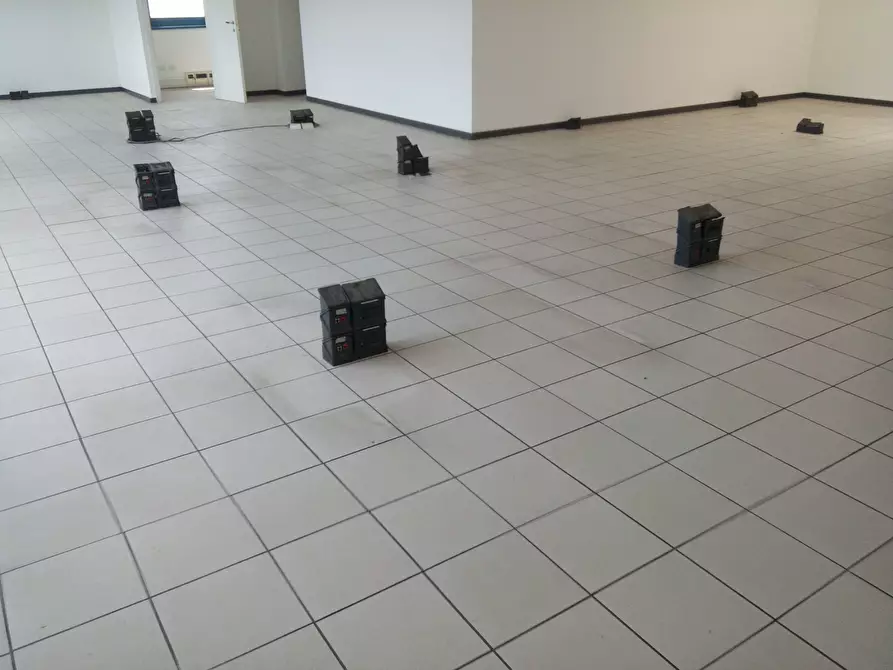 Immagine 20 di Ufficio in vendita  in Via Vecchi Pardini a Lucca