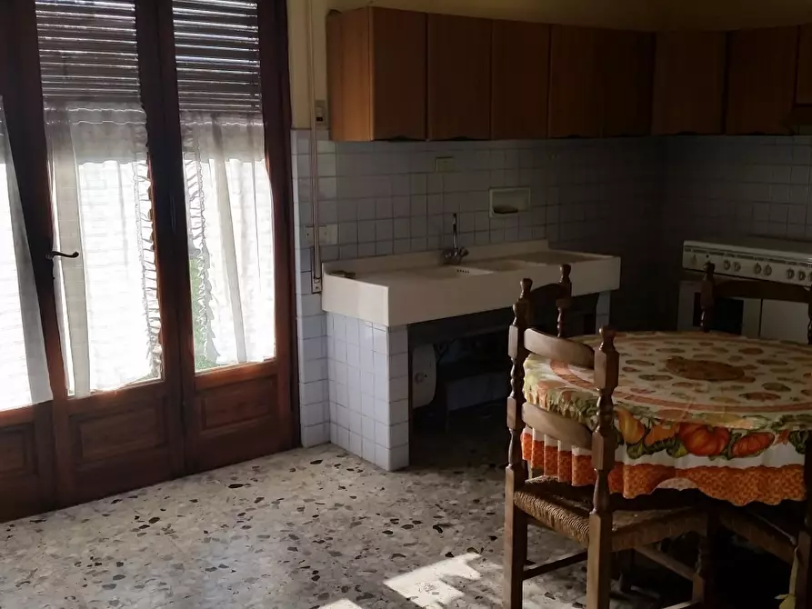 Immagine 4 di Villa in vendita  in Via della Chiesa Diciottesima a Lucca