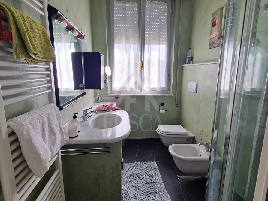 Immagine 20 di Quadrilocale in vendita  in Via Gaetano Luporini 45 a Lucca