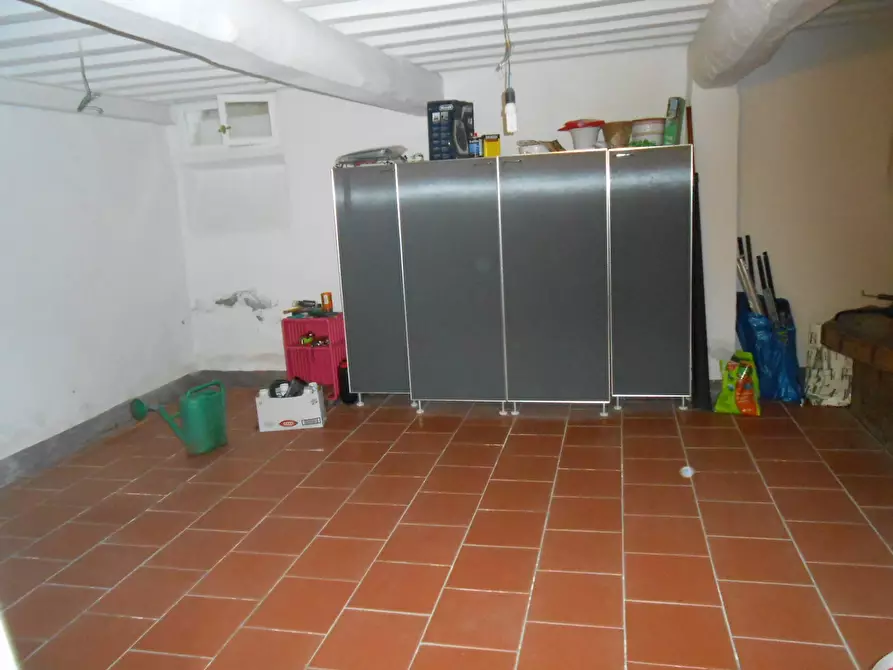 Immagine 39 di Villa in vendita  in Via Francesco Ferraris a Lucca