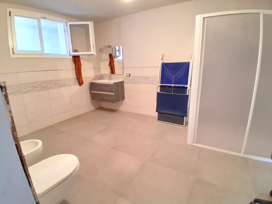 Immagine 34 di Casa bifamiliare in vendita  in Via Sarzanese a Lucca
