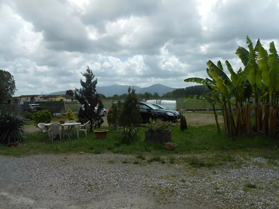 Immagine 4 di Villa in vendita  in montebonelli a Lucca