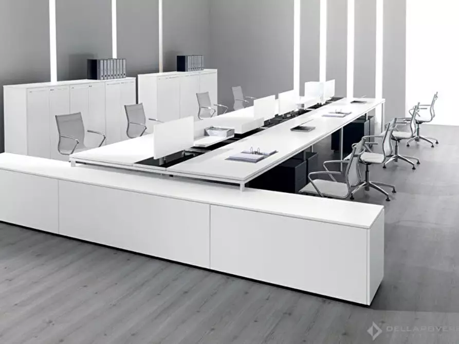 Immagine 10 di Ufficio in vendita  in Viale Lazzaro Papi 29 a Lucca