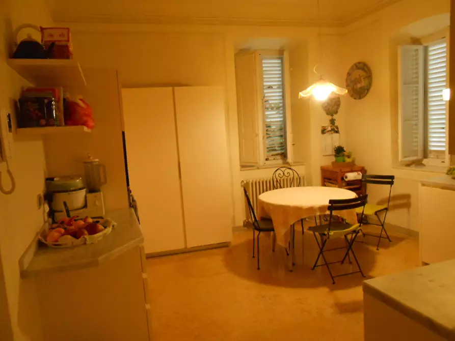 Immagine 19 di Villa in vendita  in Via Francesco Ferraris a Lucca