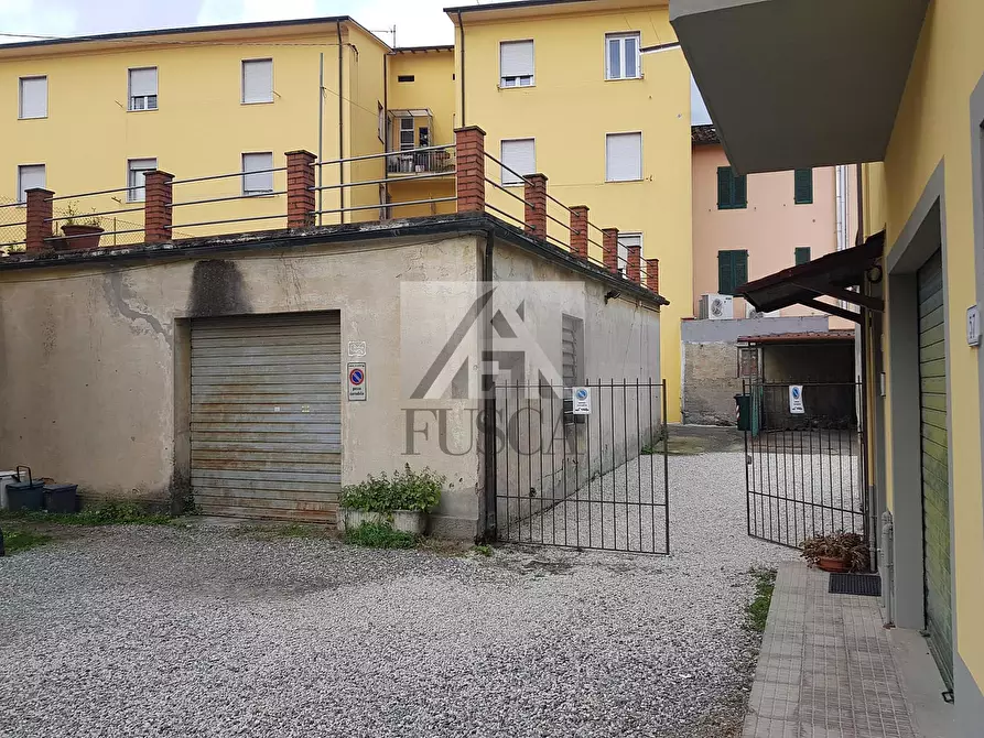 Immagine 13 di Locale commerciale in affitto  in Viale San Concordio a Lucca