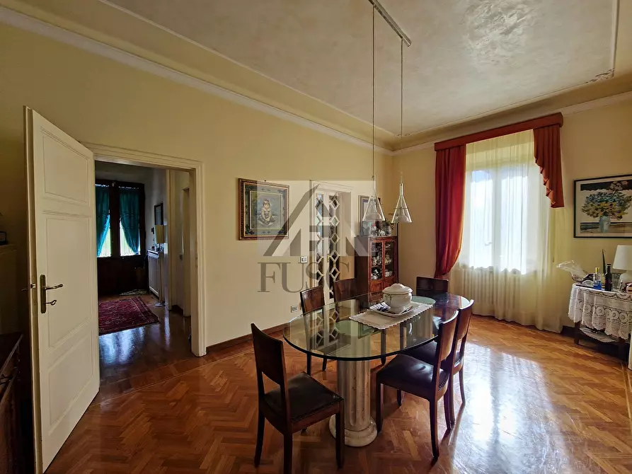 Immagine 11 di Villa in vendita  in Via Enrico Pea a Lucca