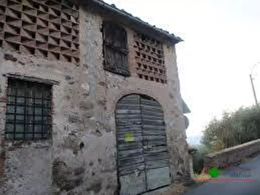 Immagine 12 di Terratetto in vendita  in Via dell'Amore a Lucca