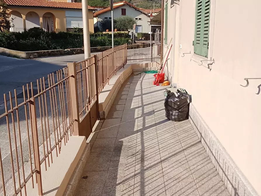 Immagine 2 di Appartamento in vendita  a Massarosa