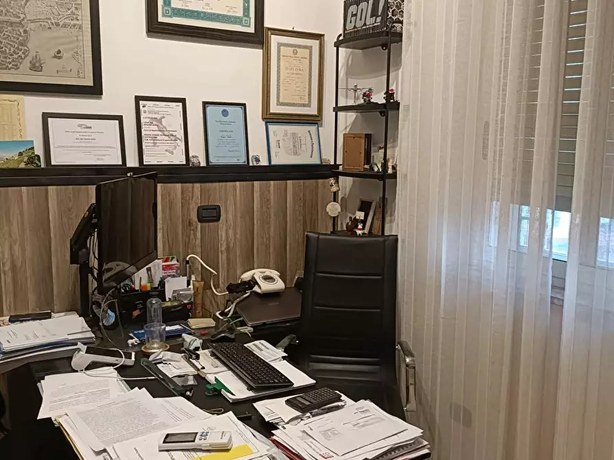 Immagine 12 di Trilocale in affitto  a Siracusa