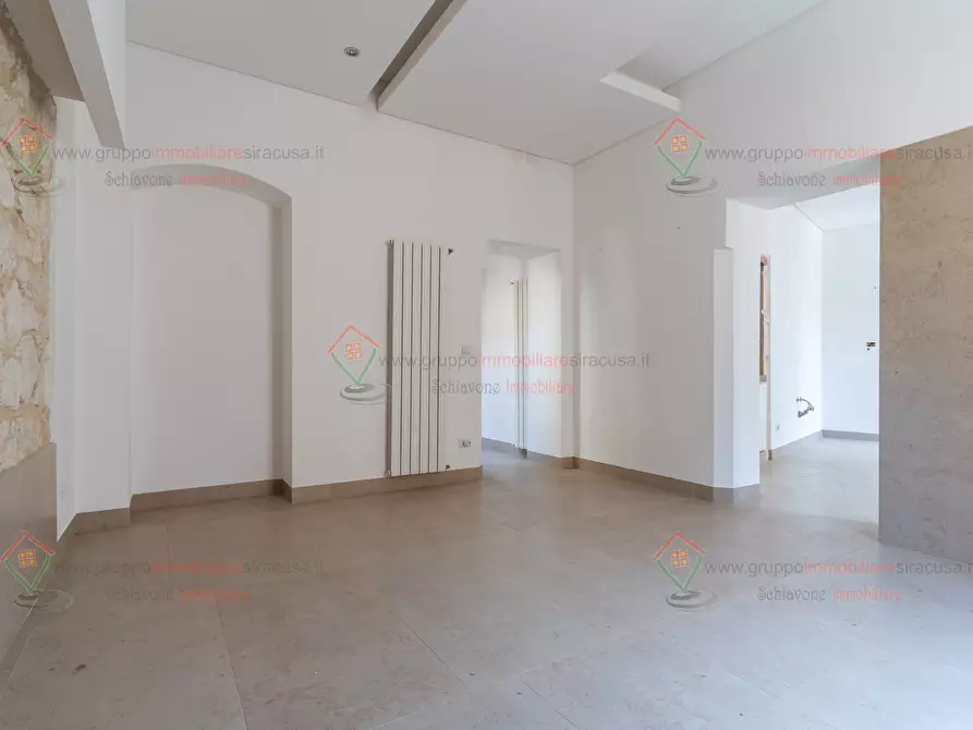 Immagine 1 di Quadrilocale in vendita  a Siracusa