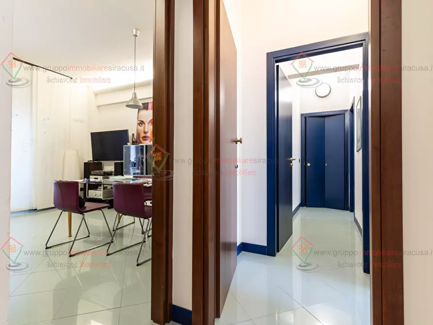 Immagine 4 di Pentalocale in vendita  a Siracusa