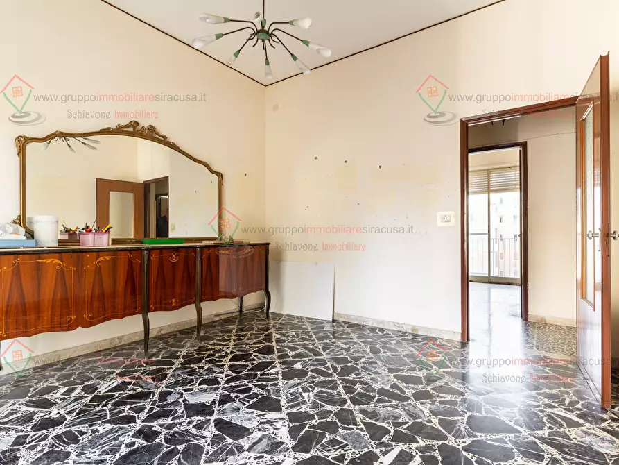 Immagine 21 di Pentalocale in vendita  a Siracusa