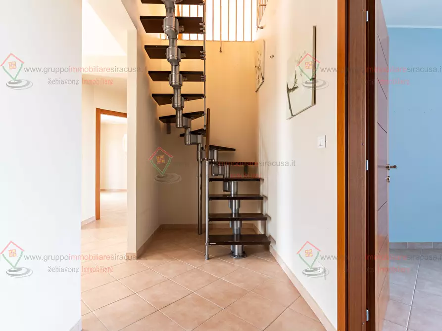 Immagine 7 di Quadrilocale in vendita  a Siracusa