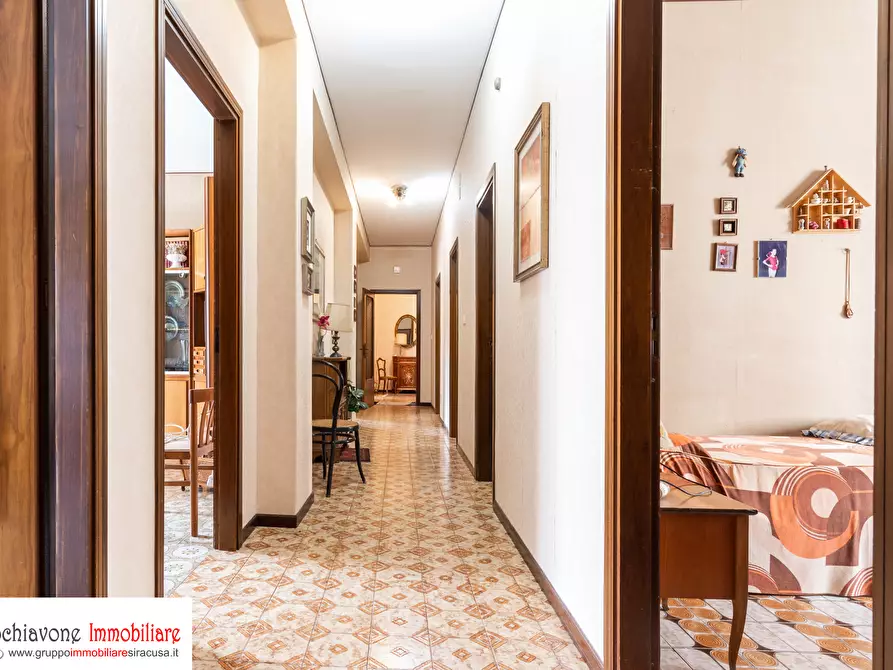 Immagine 8 di Appartamento in vendita  a Siracusa