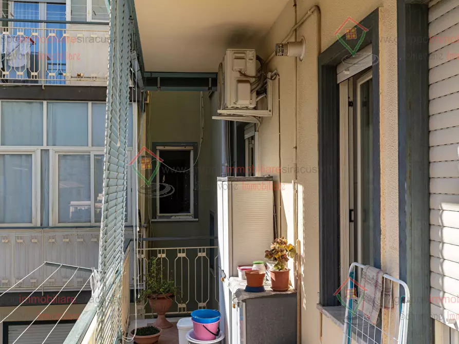 Immagine 21 di Pentalocale in vendita  a Siracusa