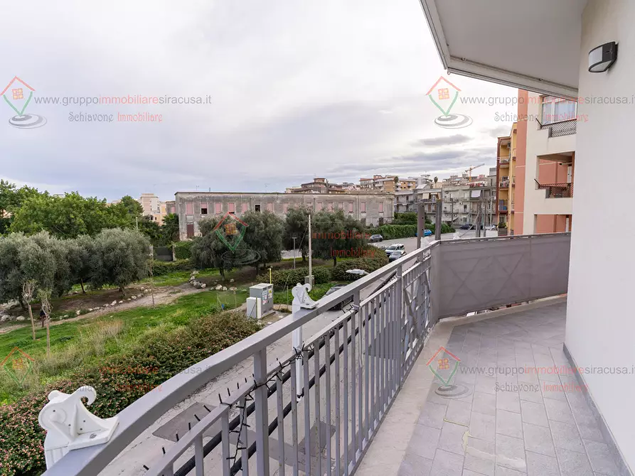 Immagine 25 di Trilocale in vendita  a Siracusa