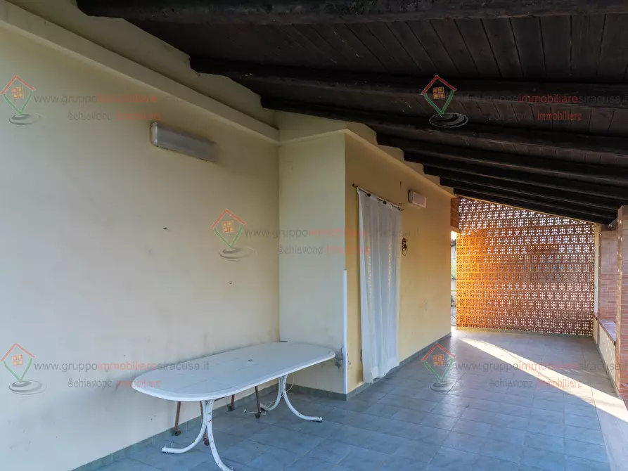 Immagine 26 di Villa in vendita  a Siracusa