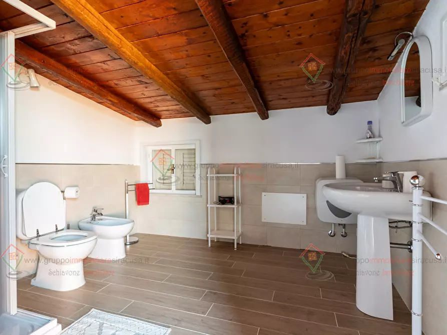 Immagine 20 di Villa in vendita  a Siracusa