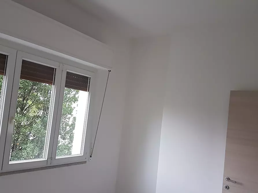 Immagine 6 di Trilocale in affitto  a Siracusa