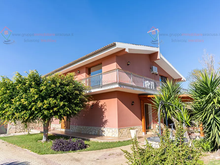 Immagine 75 di Casa indipendente in vendita  a Siracusa