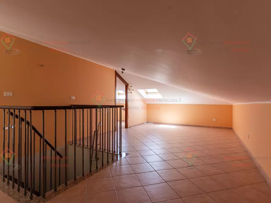 Immagine 21 di Quadrilocale in vendita  a Siracusa