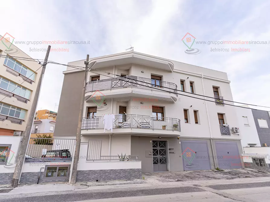 Immagine 1 di Trilocale in vendita  a Siracusa