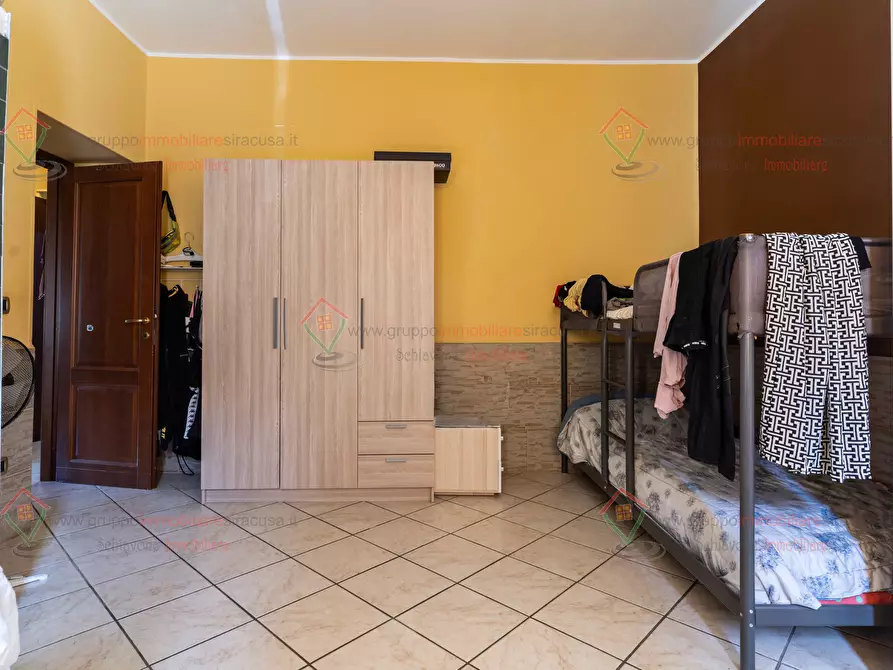 Immagine 14 di Quadrilocale in vendita  a Siracusa