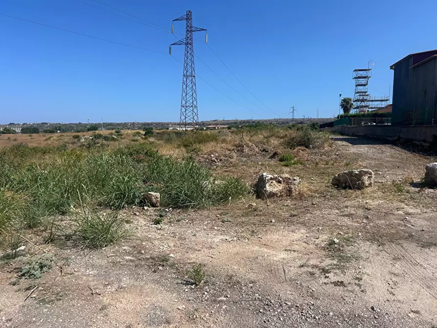 Immagine 3 di Terreno industriale in vendita  a Melilli