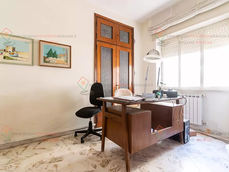 Immagine 9 di Pentalocale in affitto  a Siracusa