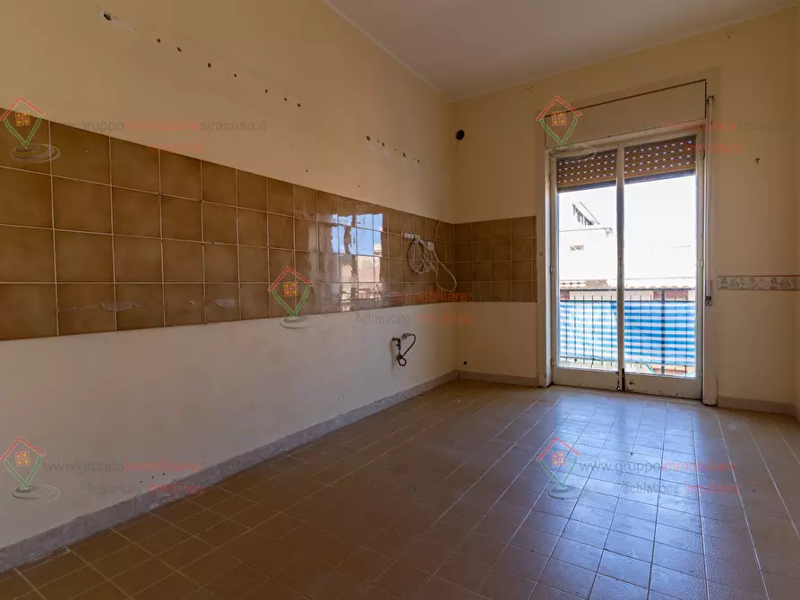 Immagine 7 di Quadrilocale in vendita  a Siracusa